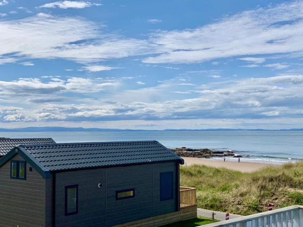 Beach Front Lodge Hopeman Екстер'єр фото